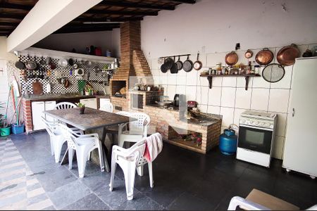 Casa à venda com 360m², 7 quartos e 3 vagasChurrasqueira casa 1