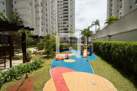 Apartamento para alugar com 70m², 2 quartos e 1 vagaÁrea comum - Playground