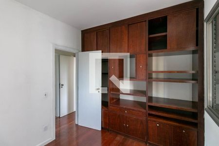 Quarto 1 de apartamento para alugar com 3 quartos, 120m² em Coração de Jesus, Belo Horizonte