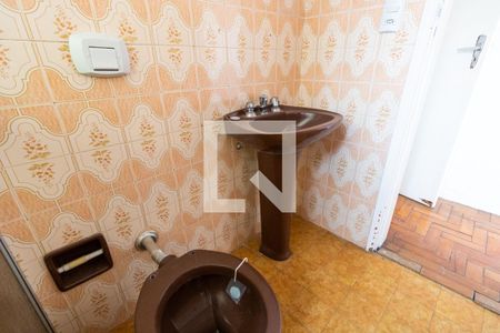 Casa à venda com 150m², 3 quartos e 2 vagas Casa à venda com 150m², 3 quartos e 2 vagasBanheiro da Suíte