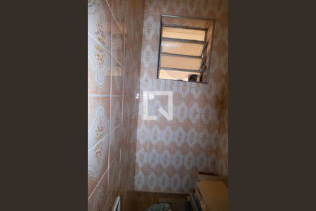 Casa à venda com 150m², 3 quartos e 2 vagas Casa à venda com 150m², 3 quartos e 2 vagasBanheiro de serviço