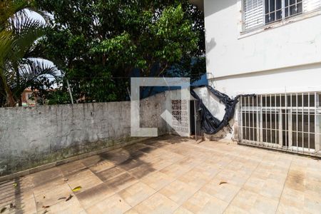 Casa à venda com 150m², 3 quartos e 2 vagas Casa à venda com 150m², 3 quartos e 2 vagasVaranda