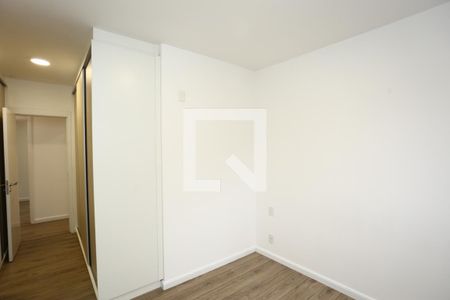 Apartamento à venda com 110m², 3 quartos e 2 vagas Apartamento à venda com 110m², 3 quartos e 2 vagasQuarto 3