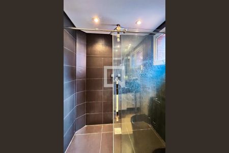 Apartamento à venda com 373m², 3 quartos e 4 vagasBanheiro 1 da Suíte 3