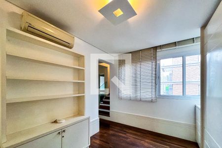 Apartamento à venda com 373m², 3 quartos e 4 vagasCorredor