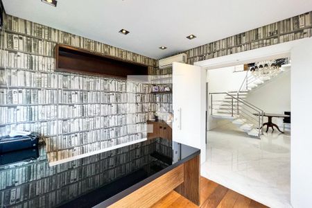 Apartamento à venda com 373m², 3 quartos e 4 vagasEscritório