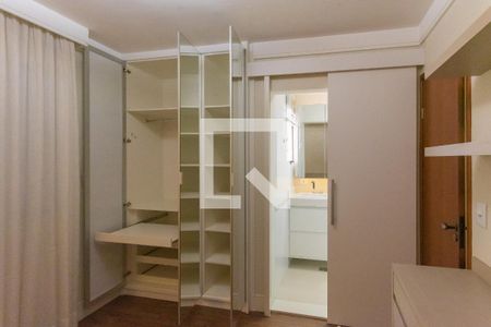 Casa de condomínio para alugar com 130m², 3 quartos e 3 vagas Casa de condomínio para alugar com 130m², 3 quartos e 3 vagasSuíte