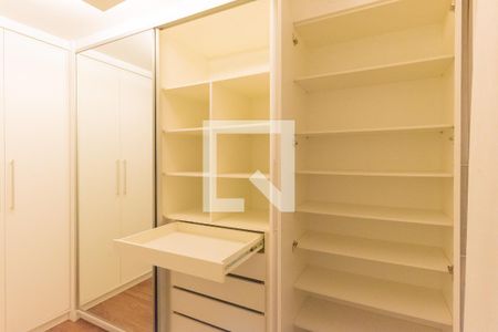 Casa de condomínio para alugar com 130m², 3 quartos e 3 vagas Casa de condomínio para alugar com 130m², 3 quartos e 3 vagasQuarto 2 - Armários