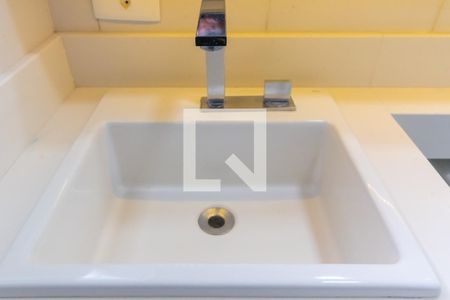 Casa de condomínio para alugar com 130m², 3 quartos e 3 vagas Casa de condomínio para alugar com 130m², 3 quartos e 3 vagasBanheiro da Suíte