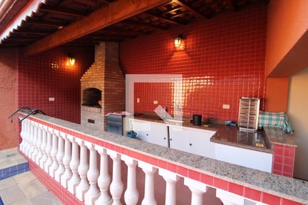 Casa à venda com 300m², 3 quartos e 4 vagasÁrea comum