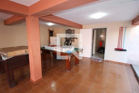 Casa à venda com 300m², 3 quartos e 4 vagasÁrea comum