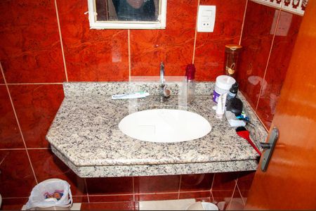 Casa à venda com 150m², 5 quartos e 4 vagasBanheiro