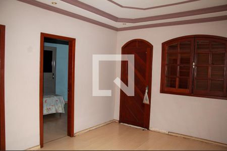 Casa à venda com 150m², 5 quartos e 4 vagasSala de TV