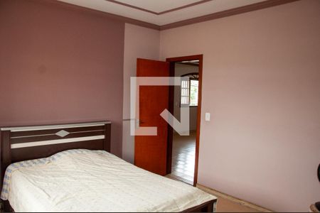 Casa à venda com 150m², 5 quartos e 4 vagasSuíte