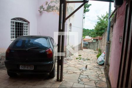 Casa à venda com 150m², 5 quartos e 4 vagasQuintal