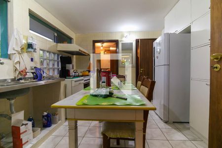 Casa à venda com 300m², 3 quartos e 5 vagasCozinha