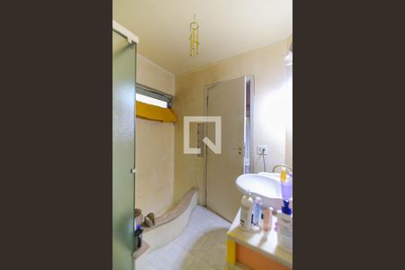 Casa à venda com 300m², 3 quartos e 5 vagasBanheiro da Suíte 1