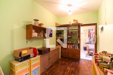 Casa à venda com 300m², 3 quartos e 5 vagasQuarto de Serviço