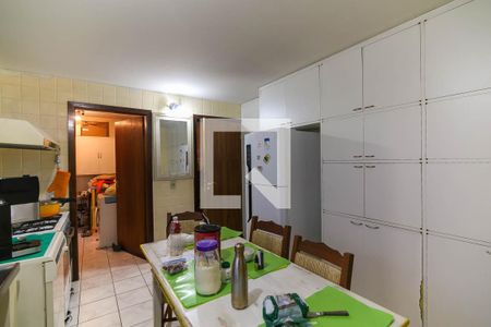 Casa à venda com 300m², 3 quartos e 5 vagasCozinha