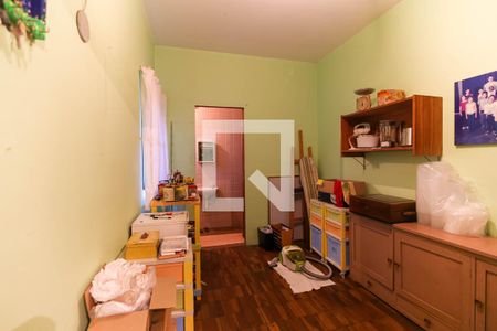 Casa à venda com 300m², 3 quartos e 5 vagasQuarto de Serviço