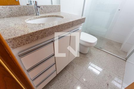 Apartamento para alugar com 105m², 3 quartos e 2 vagas Apartamento para alugar com 105m², 3 quartos e 2 vagasArmário do Banheiro da Suíte
