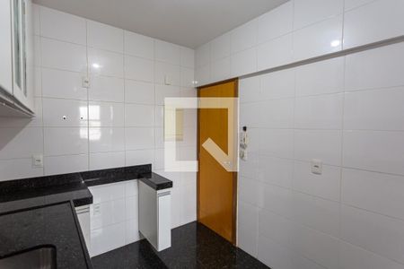 Apartamento para alugar com 105m², 3 quartos e 2 vagas Apartamento para alugar com 105m², 3 quartos e 2 vagasCozinha