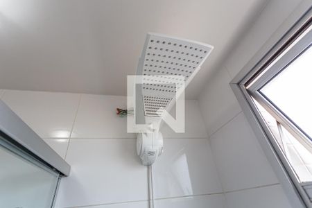 Apartamento para alugar com 105m², 3 quartos e 2 vagas Apartamento para alugar com 105m², 3 quartos e 2 vagasChuveiro do Banheiro da Suíte