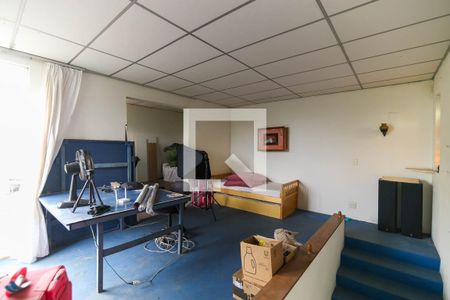 Casa à venda com 235m², 5 quartos e 2 vagas Casa à venda com 235m², 5 quartos e 2 vagasQuarto 3