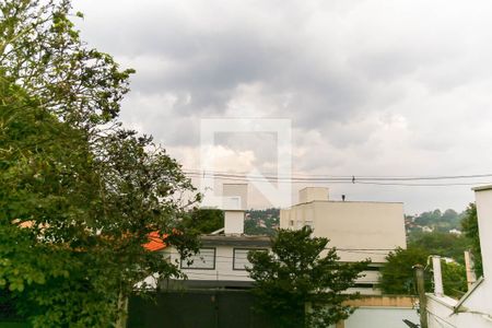 Casa à venda com 235m², 5 quartos e 2 vagas Casa à venda com 235m², 5 quartos e 2 vagasVista