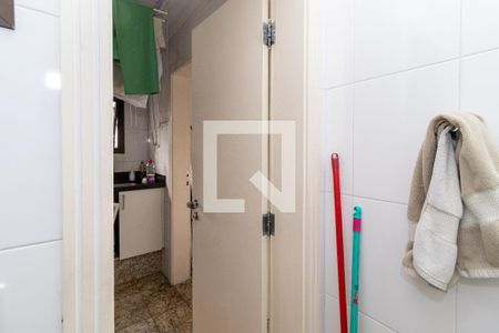 Apartamento à venda com 291m², 4 quartos e 4 vagasBanheiro de serviço