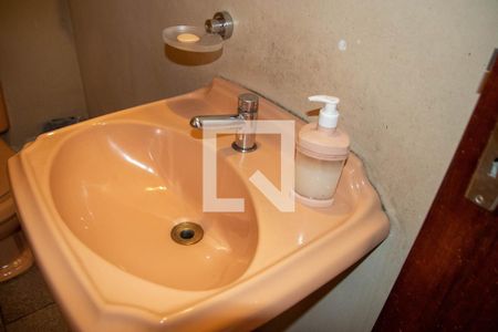 Casa à venda com 100m², 3 quartos e 1 vagaBanheiro de serviço