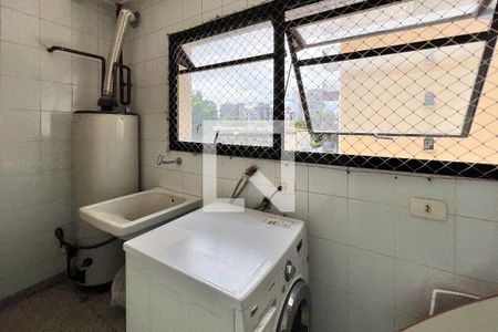 Apartamento à venda com 130m², 3 quartos e 2 vagasÁrea de Serviço