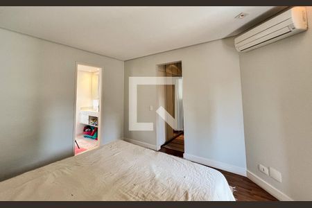 Apartamento à venda com 130m², 3 quartos e 2 vagasSuite 1