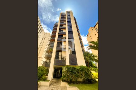 Apartamento à venda com 130m², 3 quartos e 2 vagasFachada 