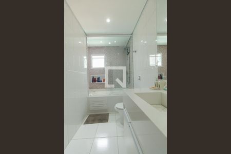 Casa à venda com 301m², 3 quartos e 2 vagas Casa à venda com 301m², 3 quartos e 2 vagasBanheiro do quarto 2