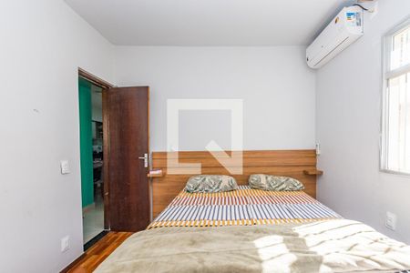 Apartamento à venda com 95m², 3 quartos e 1 vagaQuarto 1