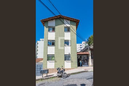 Apartamento à venda com 95m², 3 quartos e 1 vagaFachada