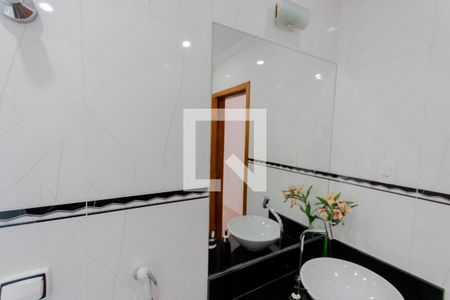 Casa à venda com 360m², 3 quartos e 2 vagasEspelho