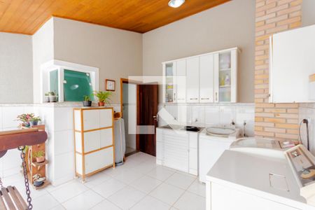 Casa à venda com 360m², 3 quartos e 2 vagasÁrea de Serviço