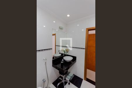 Casa à venda com 360m², 3 quartos e 2 vagasBanheiro da Suíte 1