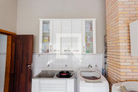 Casa à venda com 360m², 3 quartos e 2 vagasArmário