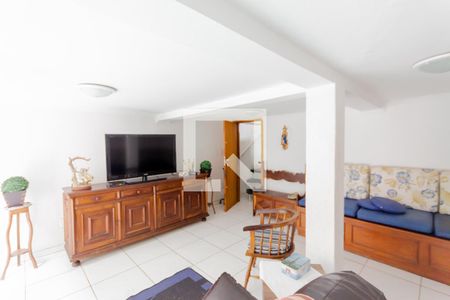 Casa à venda com 360m², 3 quartos e 2 vagasÁrea Gourmet