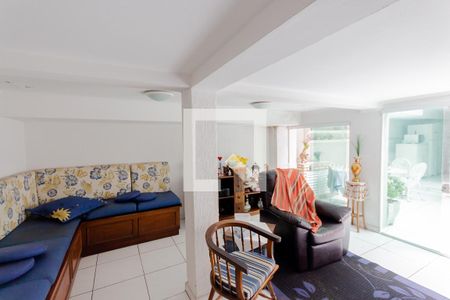 Casa à venda com 360m², 3 quartos e 2 vagasÁrea Gourmet