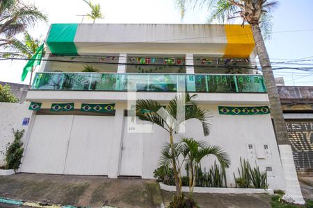 Casa à venda com 320m², 4 quartos e 2 vagasFachada