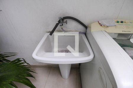 Casa à venda com 320m², 4 quartos e 2 vagasÁrea de Serviço