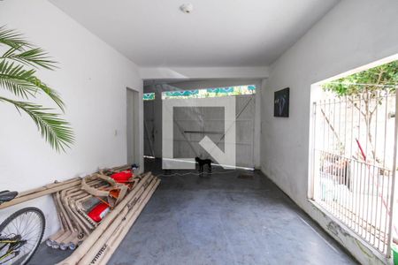 Casa à venda com 320m², 4 quartos e 2 vagasGaragem