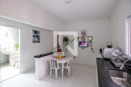 Casa à venda com 320m², 4 quartos e 2 vagasCozinha