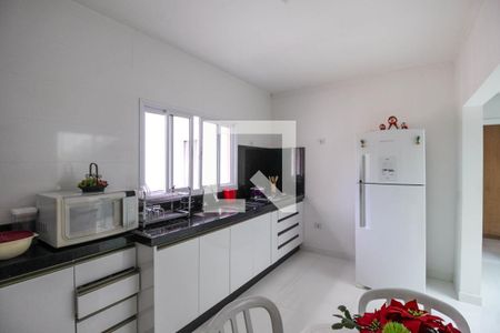 Casa à venda com 320m², 4 quartos e 2 vagasCozinha