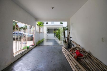 Casa à venda com 320m², 4 quartos e 2 vagasGaragem