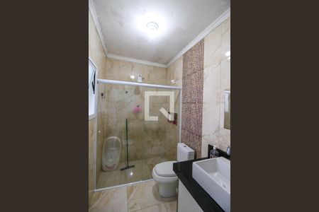 Casa à venda com 320m², 4 quartos e 2 vagasBanheiro